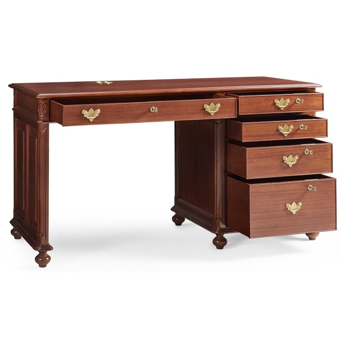 CG-10. Desk