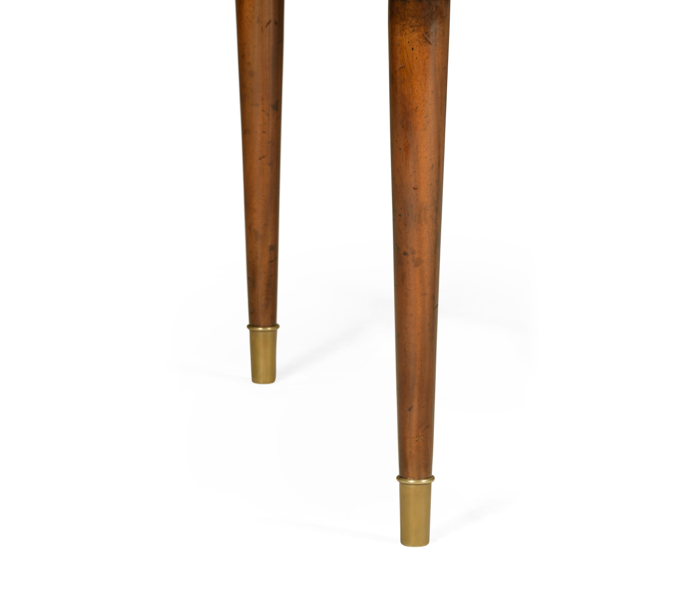 Pembroke table in antique mahogany
