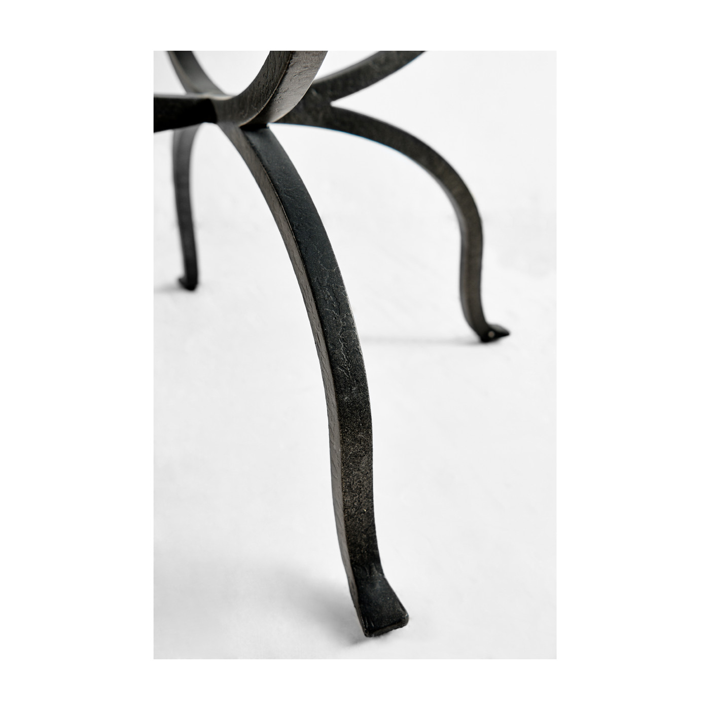 Casual Accents Bistro Round Centre Table