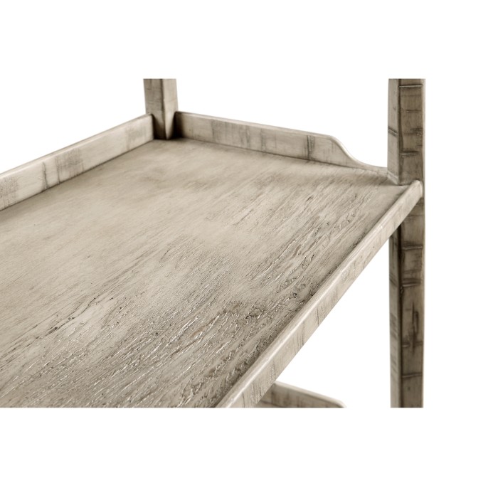 Casual Four-Tier Étagère