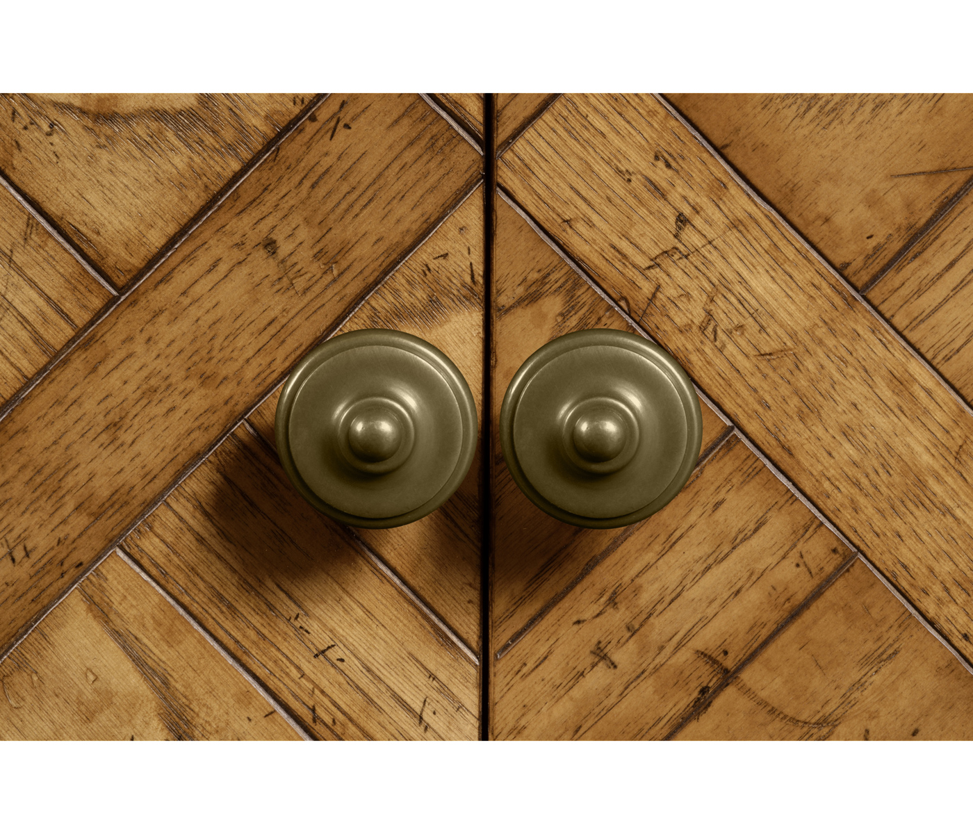 Narrow Light Brown Chestnut & Rattan Four-Tier Étagère