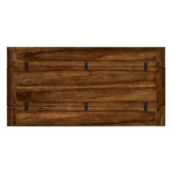 Casual Hunt Table