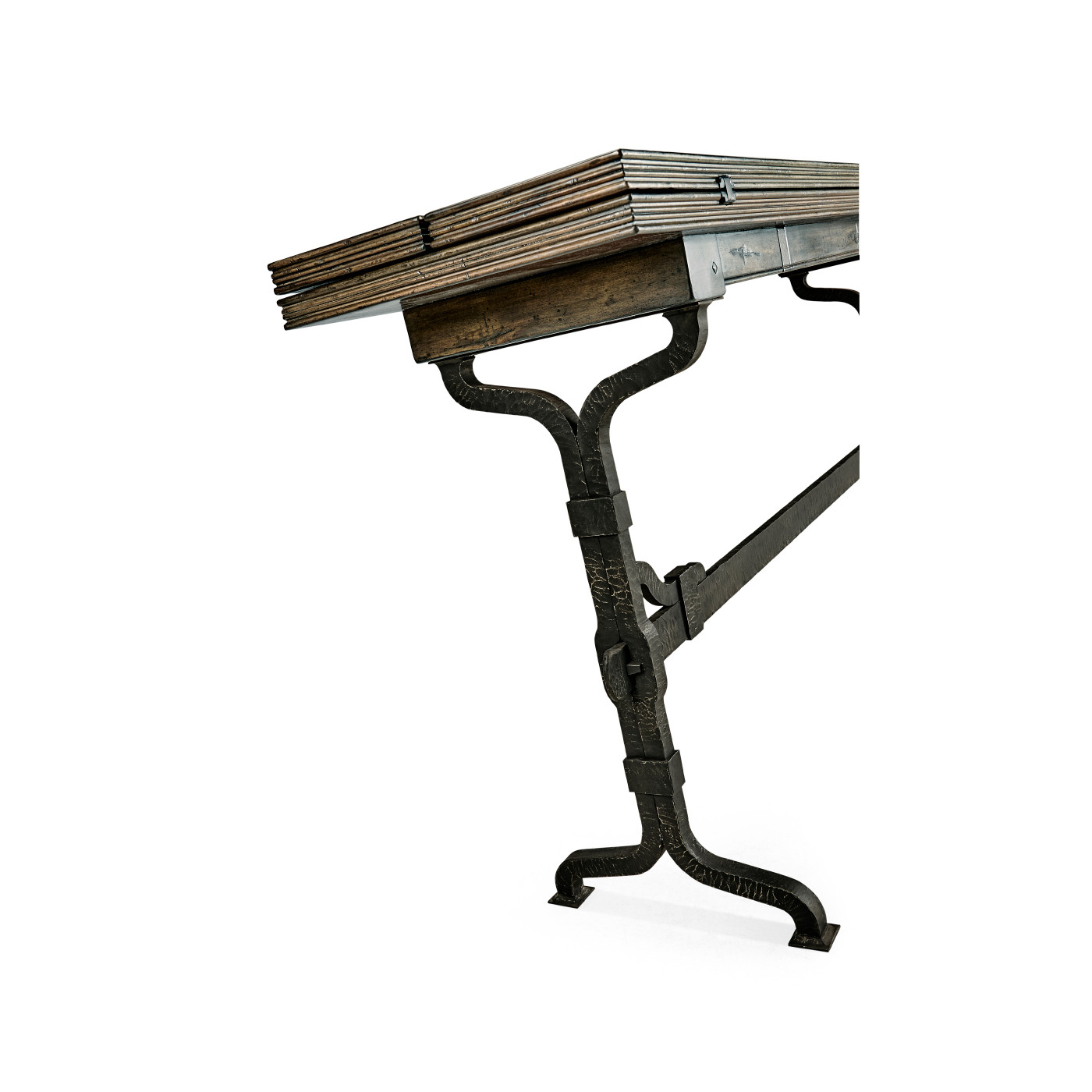 Casual Hunt Table