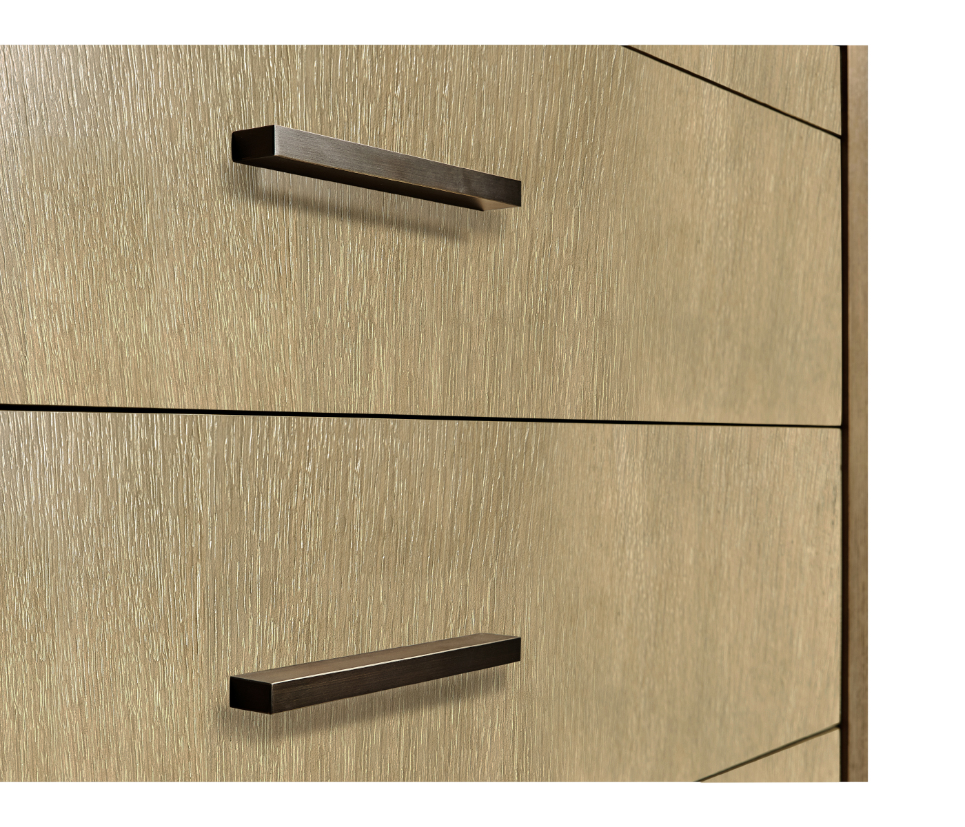 Cambrio Tall Chest