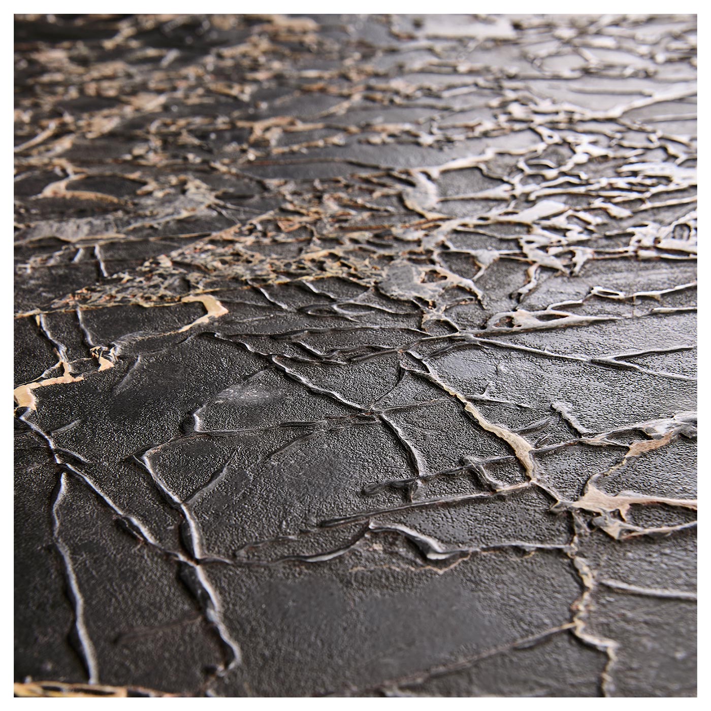 Stone Ridge Round Marble Cocktail Table Dark