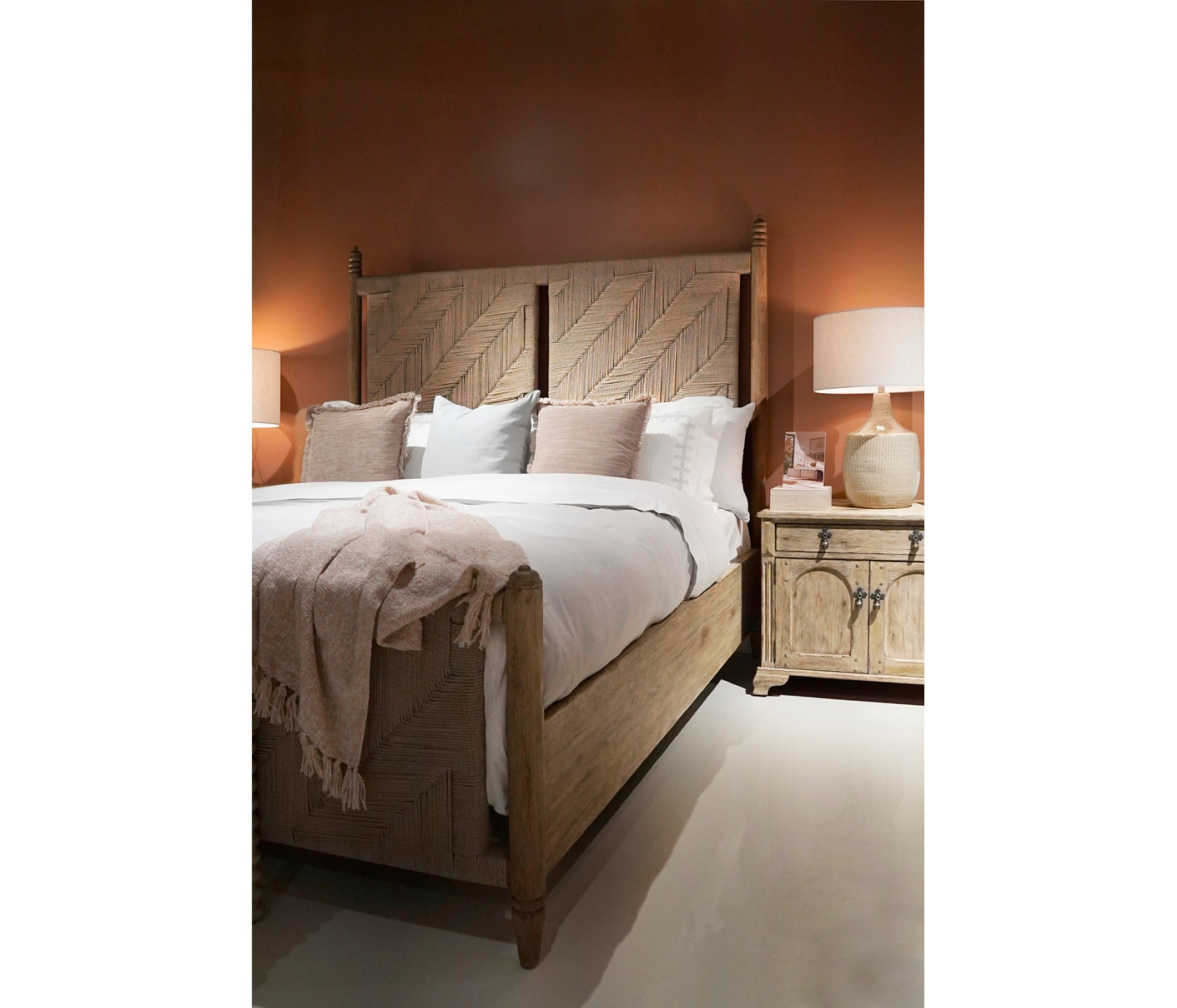 Sagehill Rush King Bed