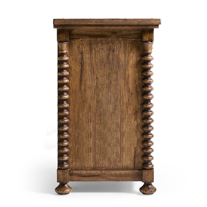 Tamarisk Dresser