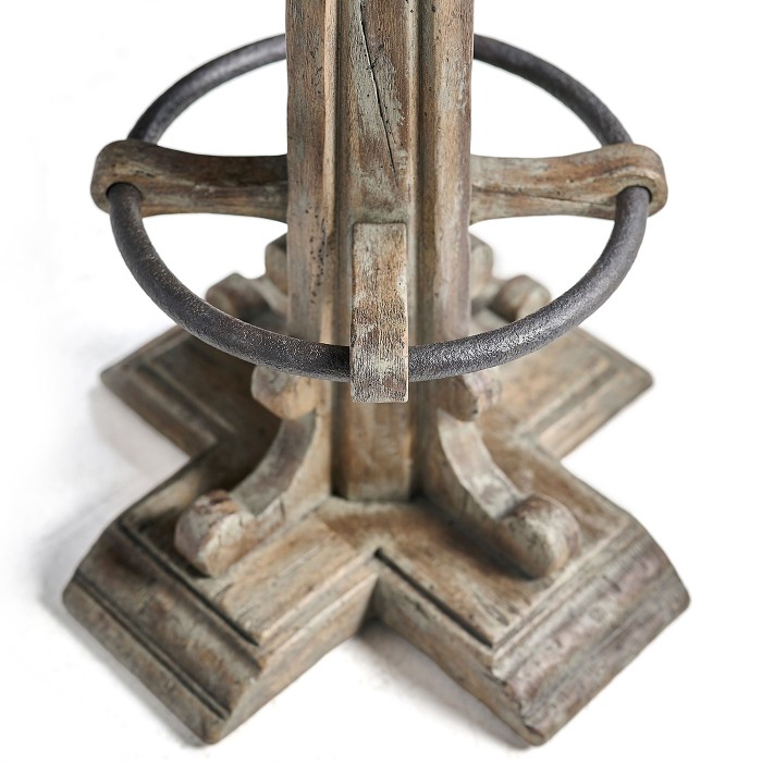 Caldera Round Bar Table