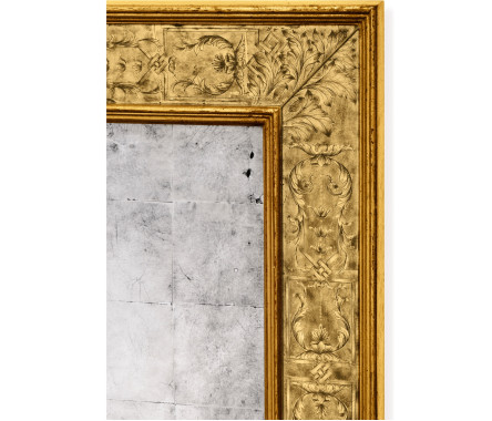 Rectangular Églomisé Mirror with Gilt Renaissance Decoration (Gold)