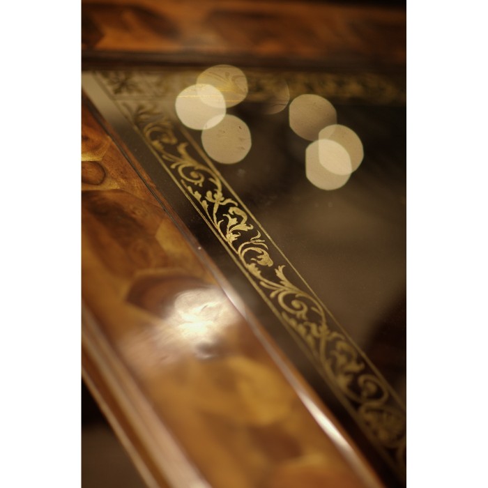 Square Oyster & Églomisé Coffee Table (52