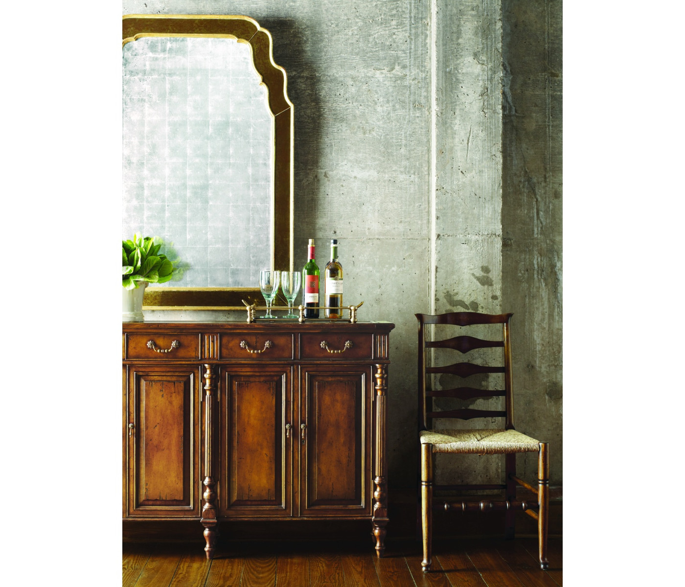 Traditional Triangular Ladderback Side Chair