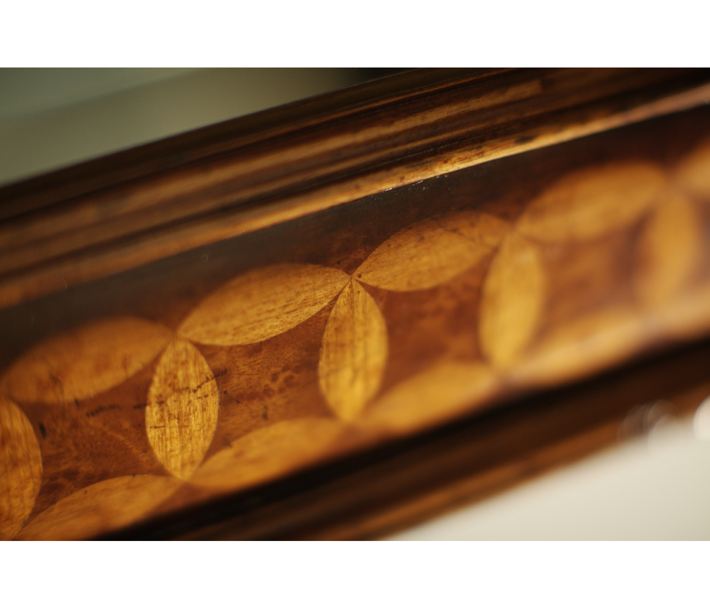 Circular Inlay Rectangular Mirror
