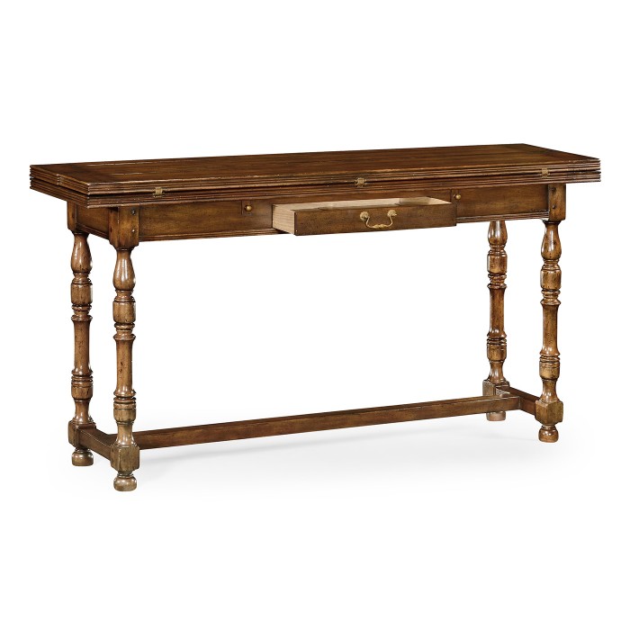 Small Walnut Hunt Table