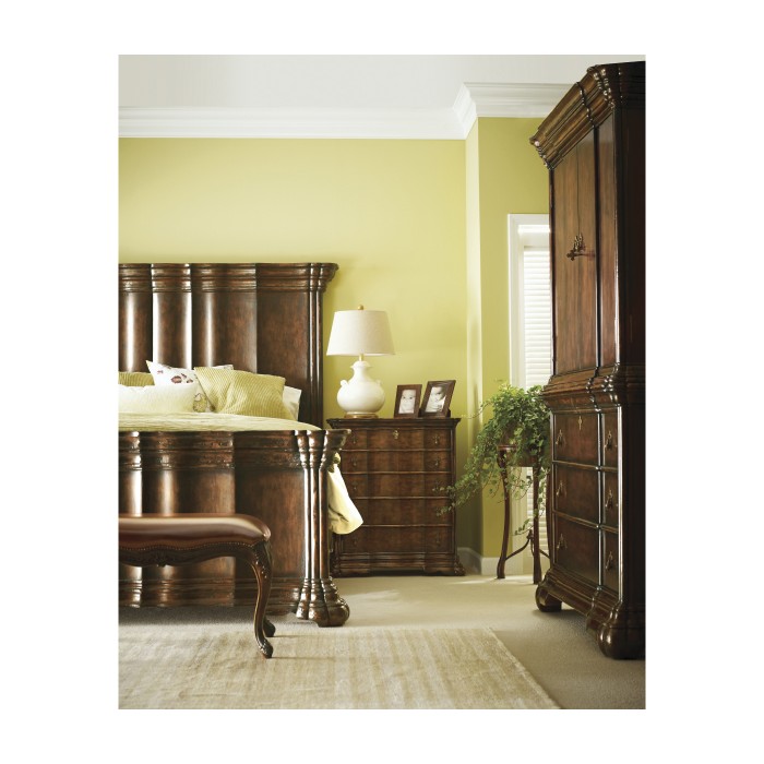 French Provincial Antique Gold Bench