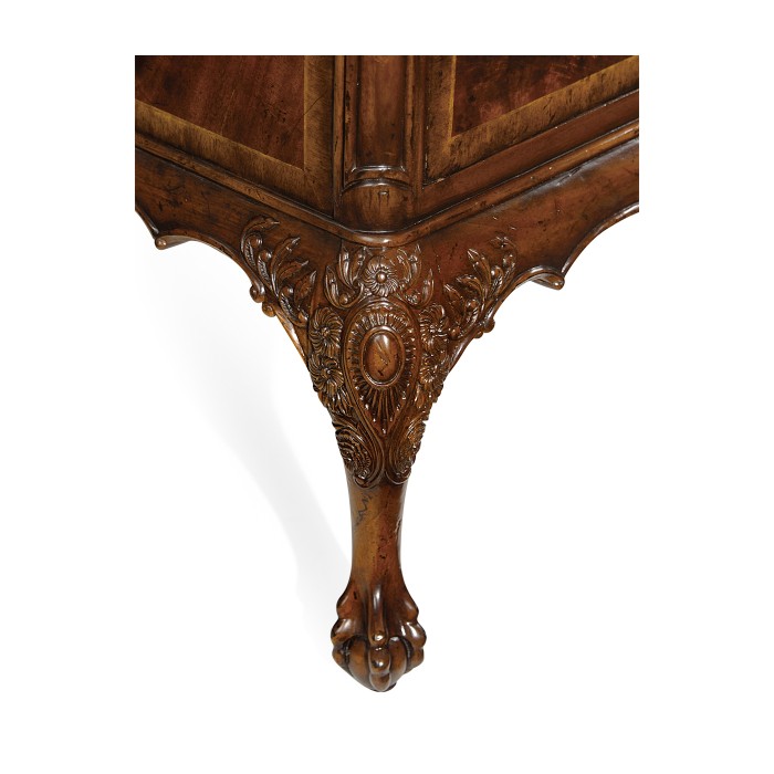 Buckingham Chest of Drawers On Ball & Claw Feet
