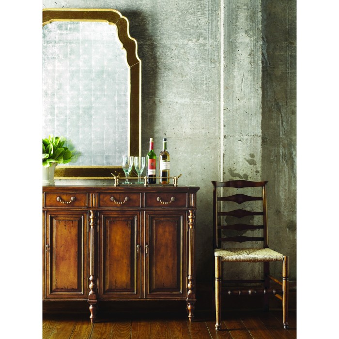 Traditional Double Narrow Cabinet with Twin Cupboards