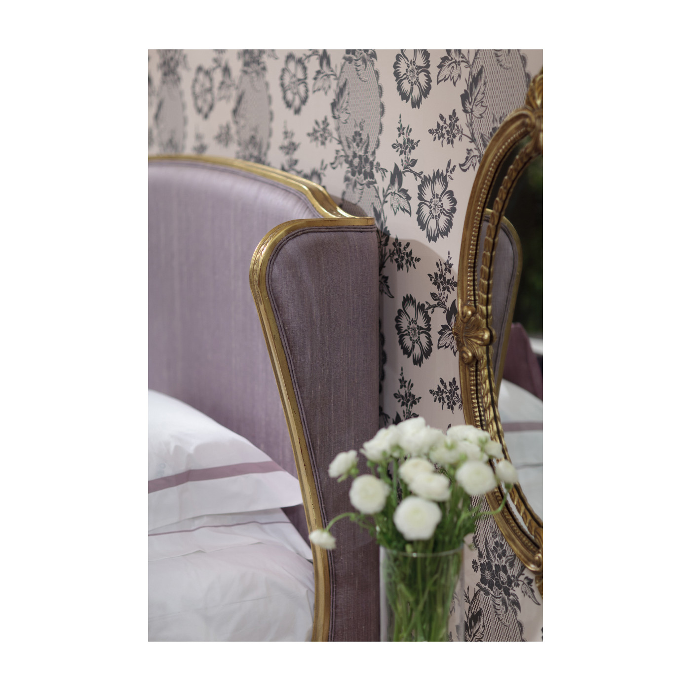 Neo-classical Adam style mirror