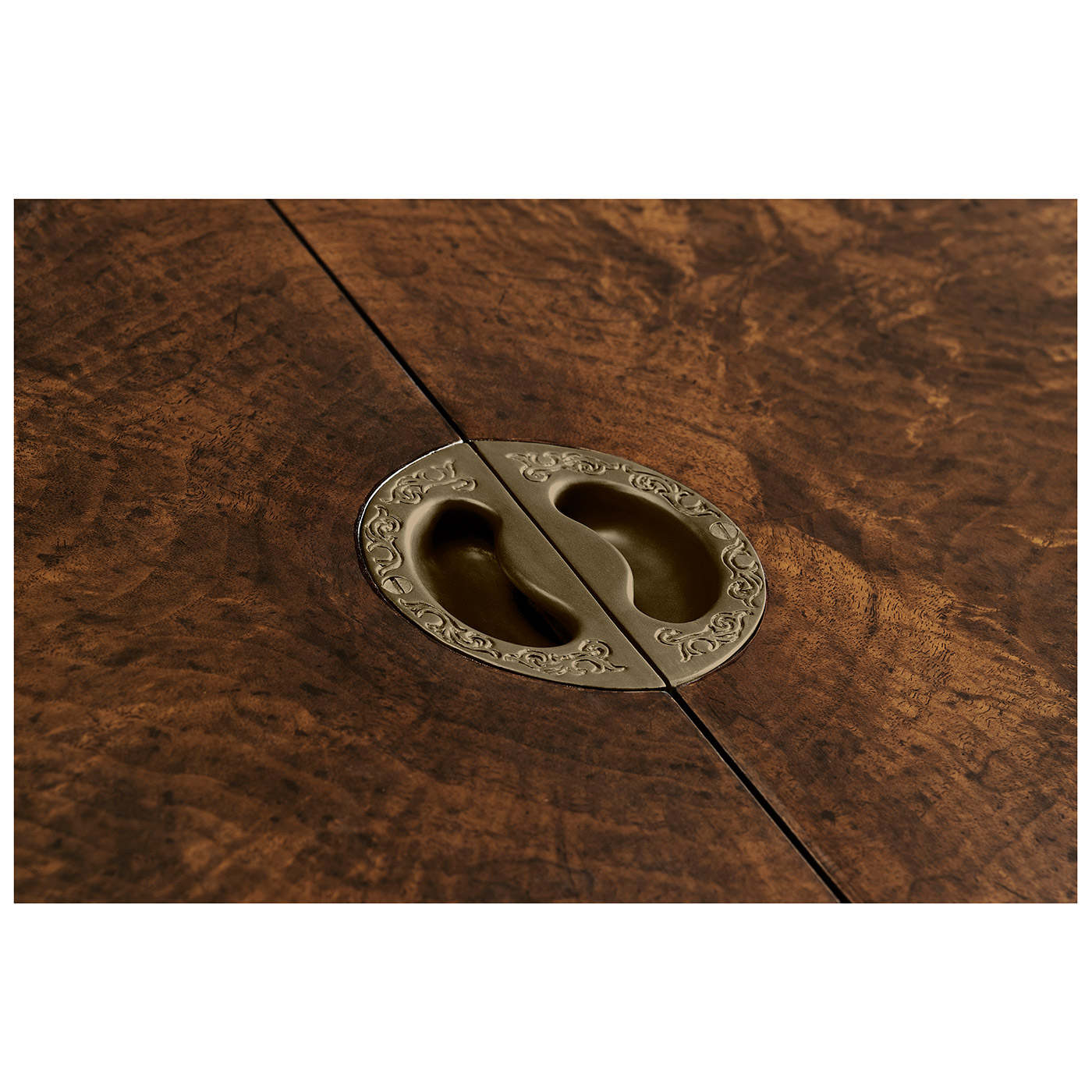 Handkerchief games table