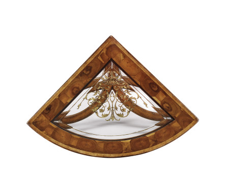 Oyster & églomisé corner table