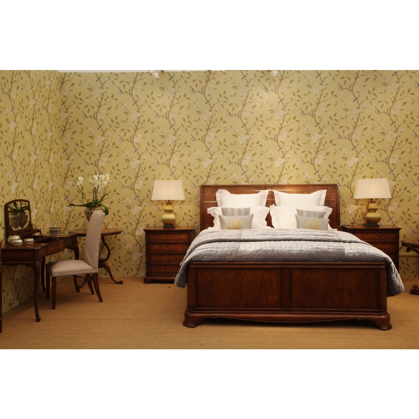 Walnut Sleigh US King Bed