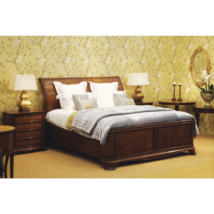Walnut Sleigh US Queen Bed