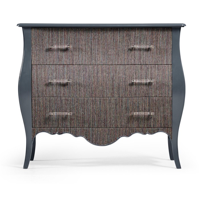 Excitation Linen Bombay Chest