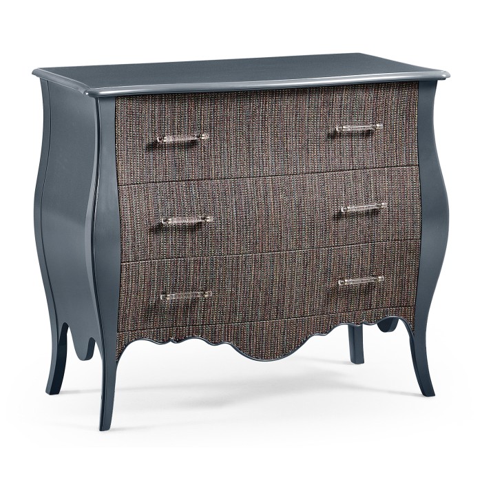 Excitation Linen Bombay Chest