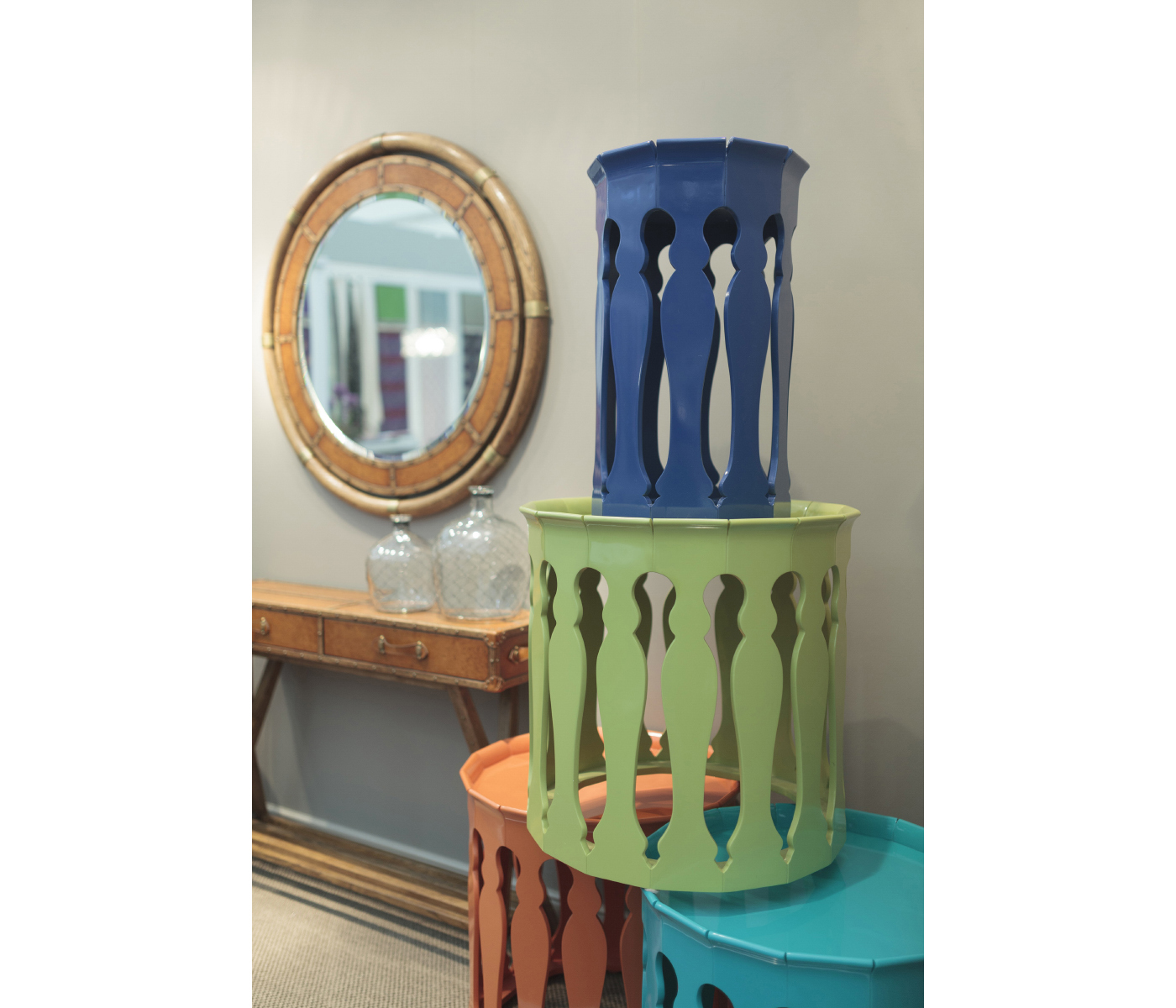 Moorish lamp table (Split Pea)