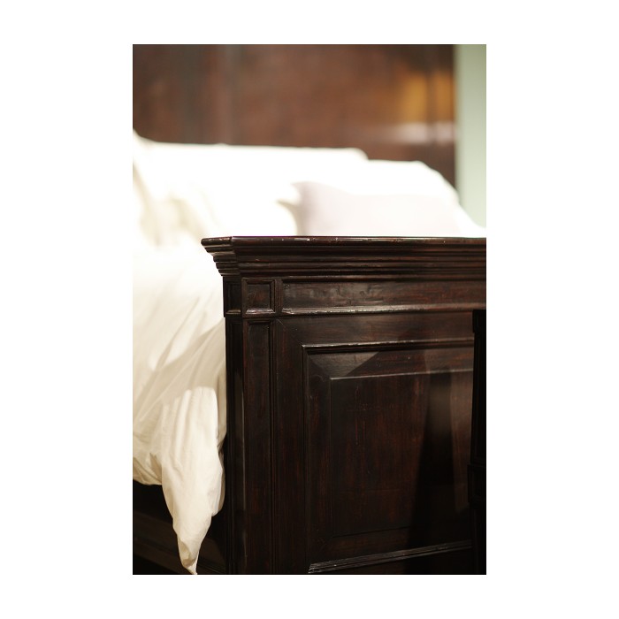 Ebonised US King Bed