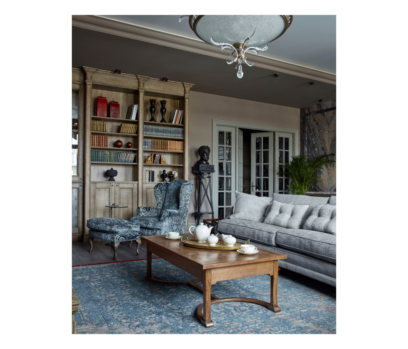 Large George III Round Walnut Box