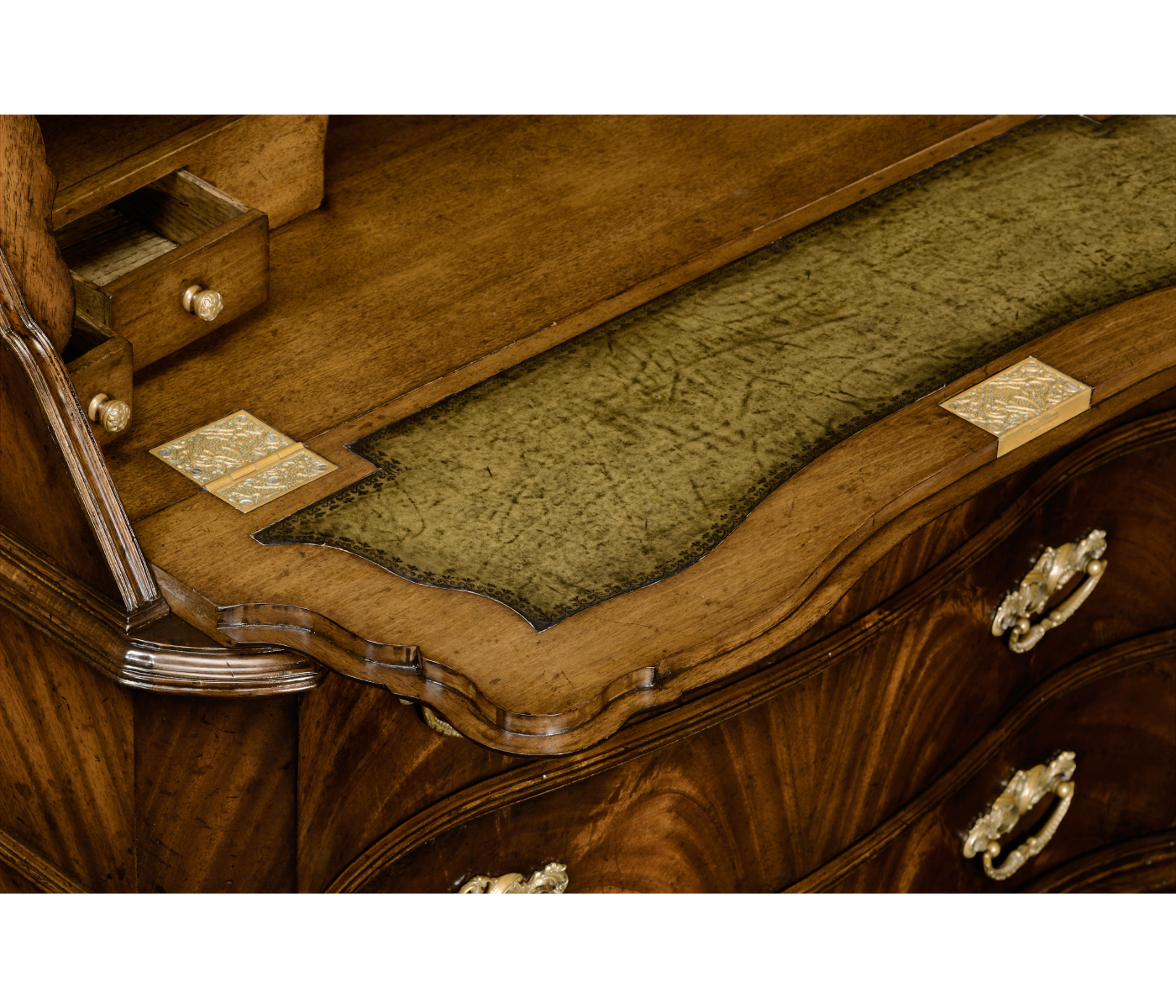 Early Georgian Bureau (Mahogany)