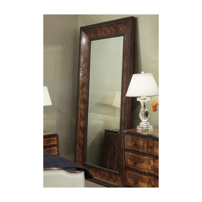 Large argentinian walnut chest of drawers