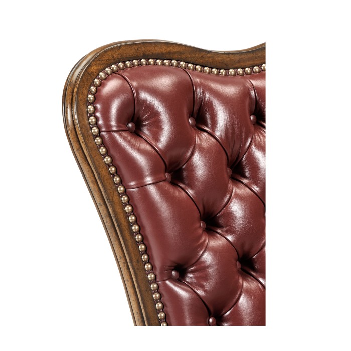 Double Lobed Walnut Office Chair