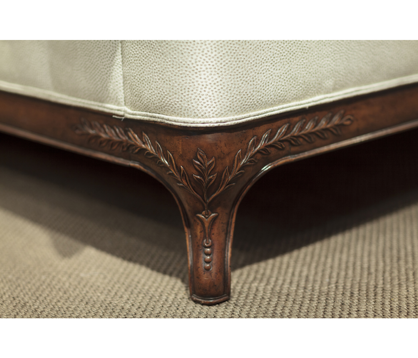 Louis XV Mahogany US King Bed
