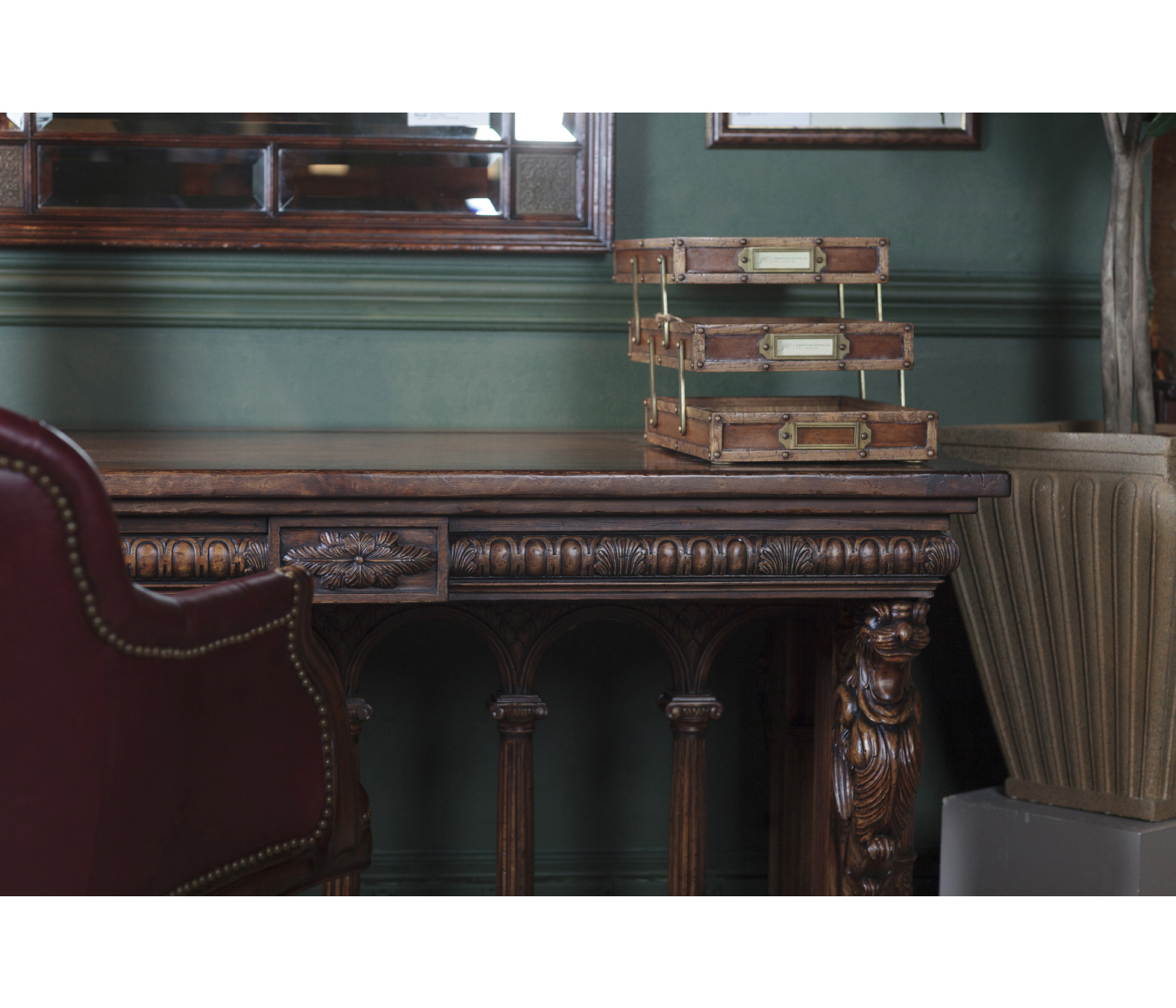 Travel Trunk Style Letter Tray