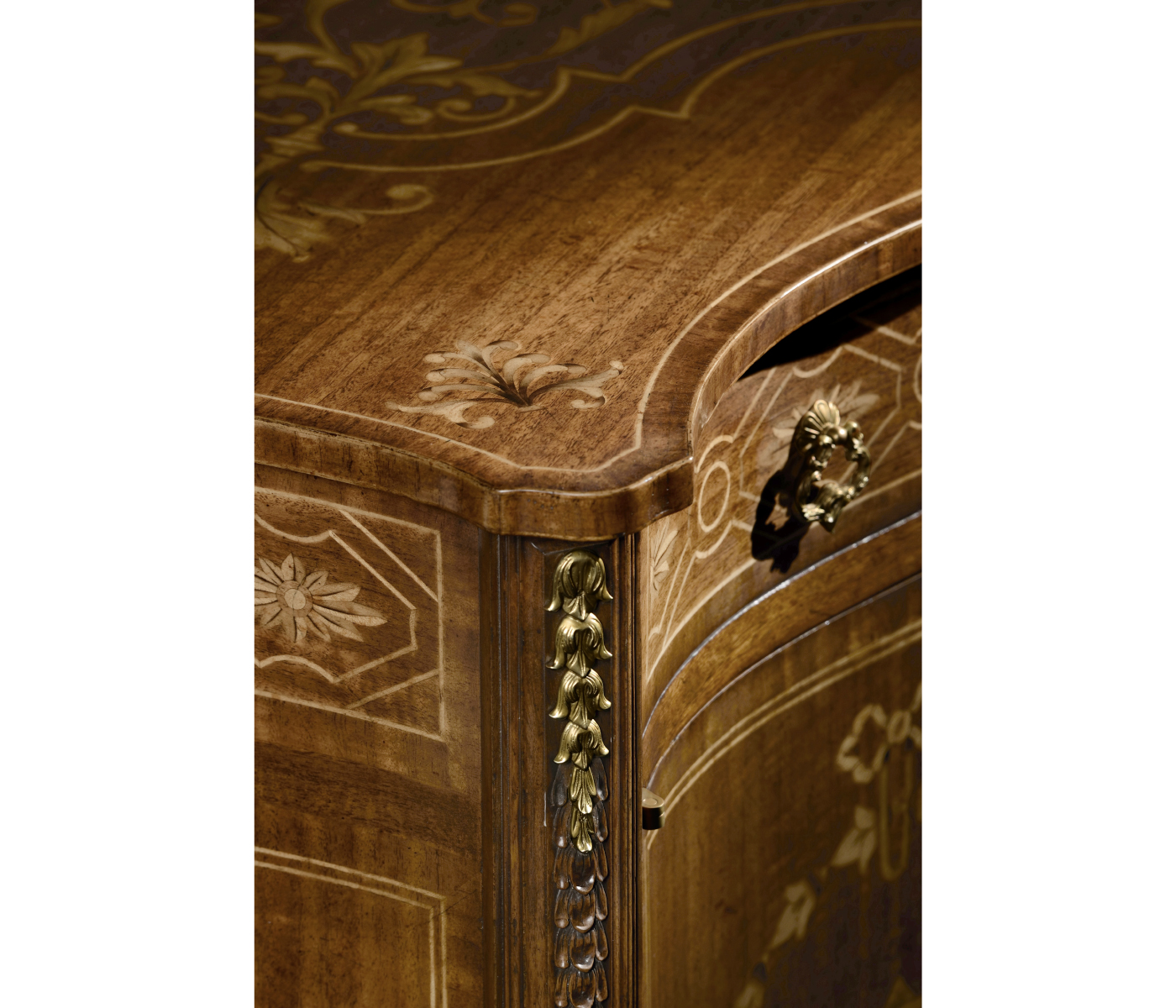 Chippendale style commode with fine inlay