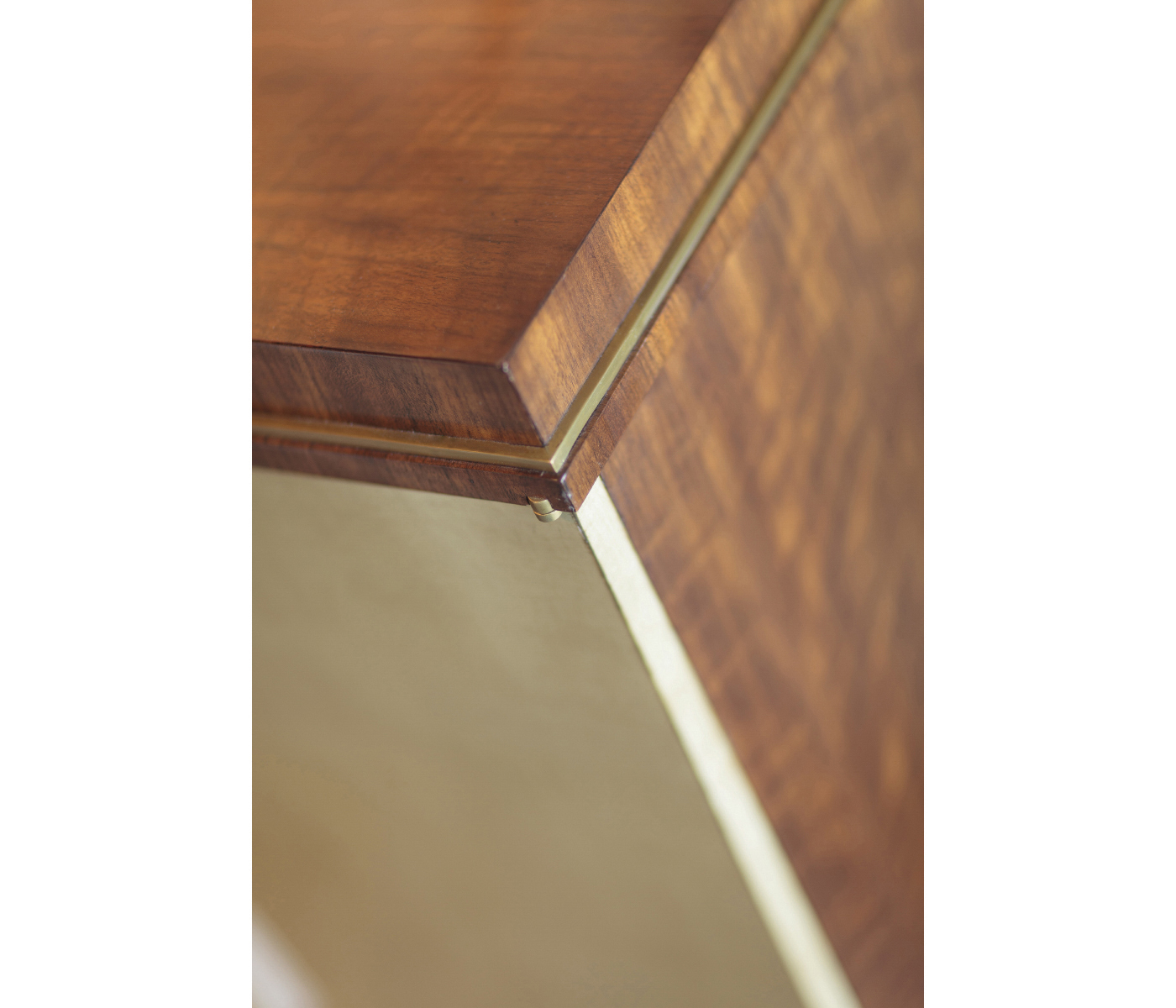 Hyedua & Ivory Credenza with Four Doors