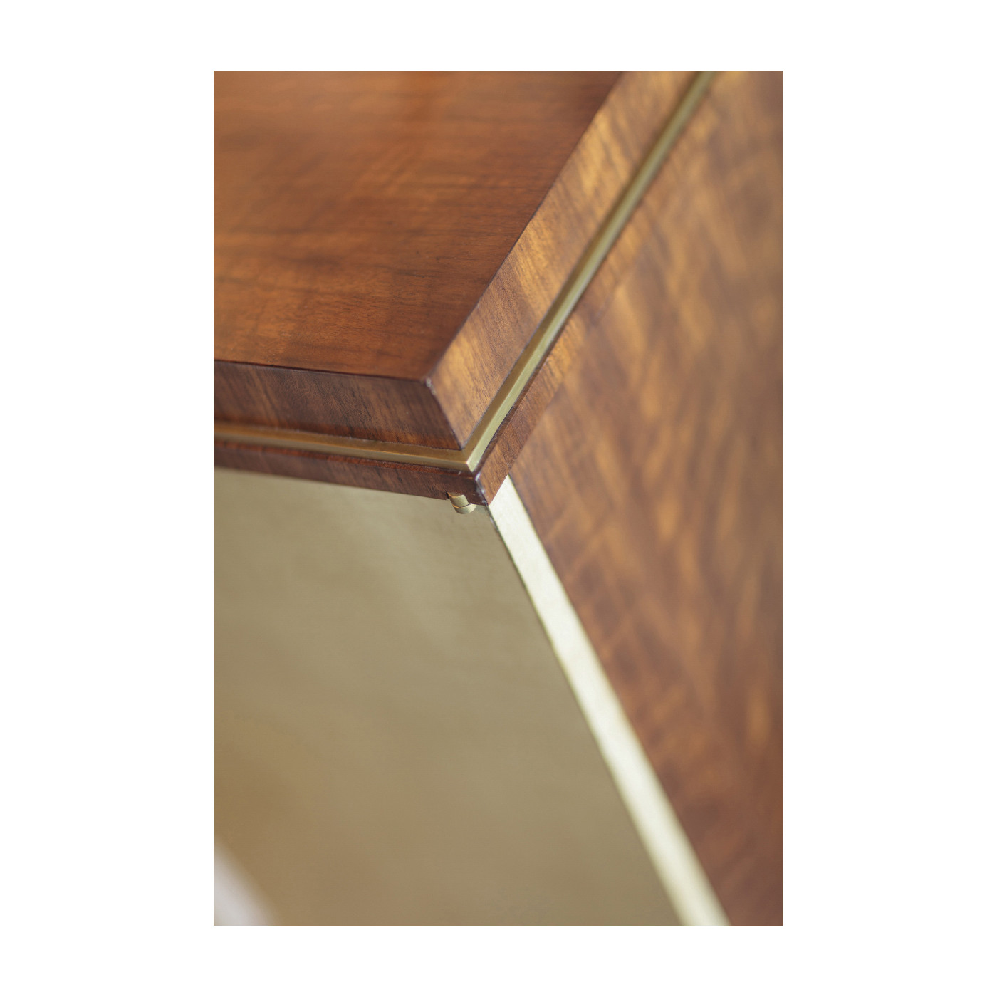 Hyedua & Ivory Credenza with Four Doors