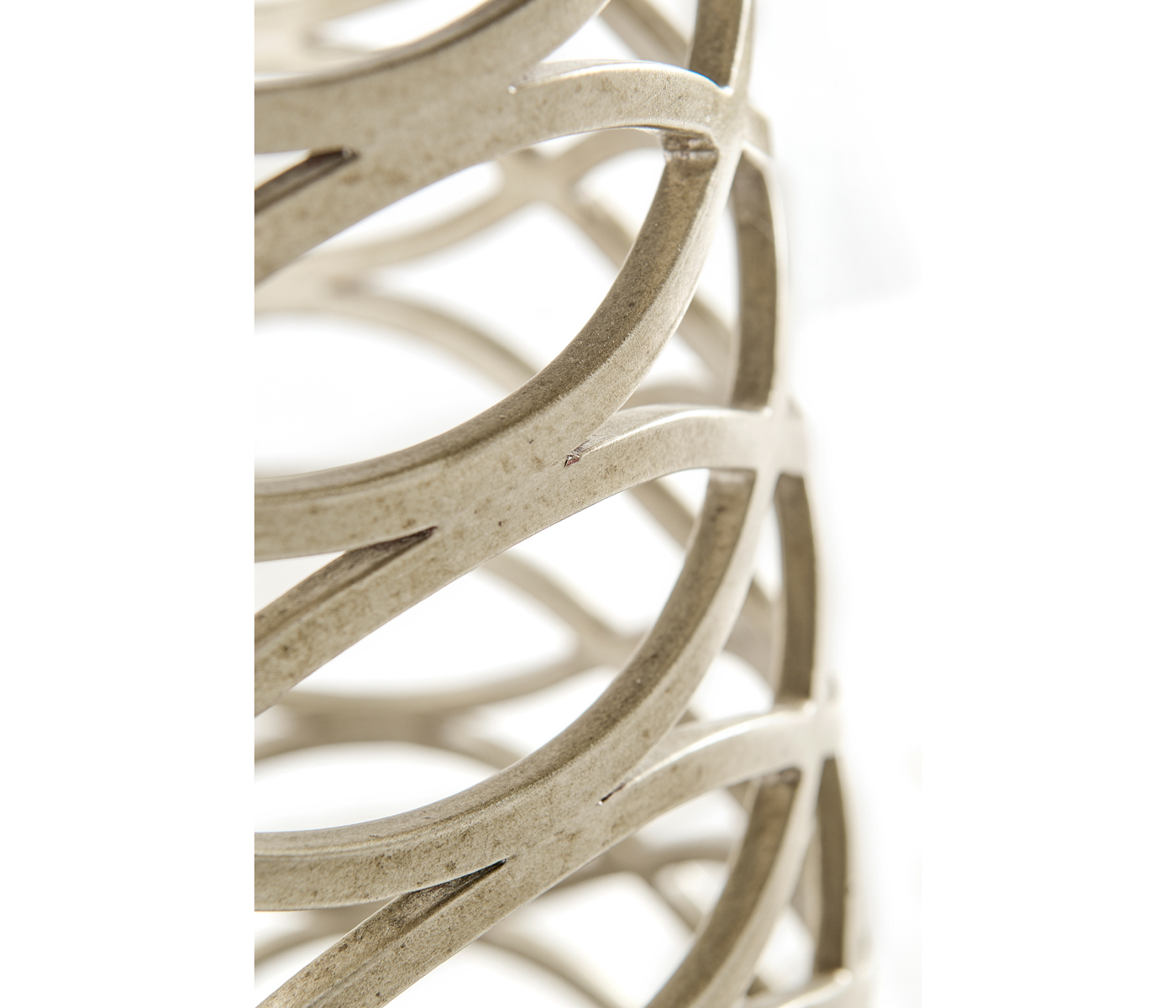 Silver Interlaced Iron Table Lamp