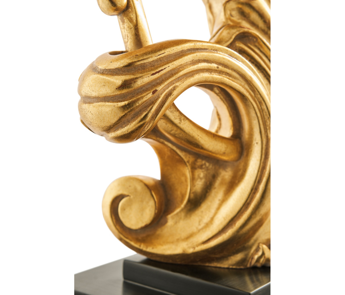 Gold-leaf gilded carved table lamp