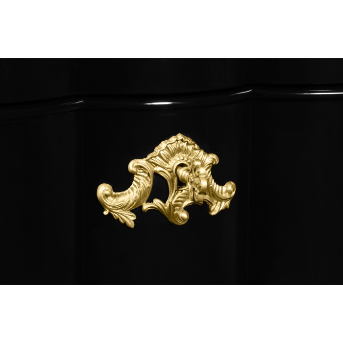 Chest of drawesr in painted black