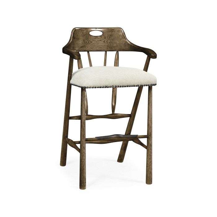 Smokers Style Dark Driftwood Bar Stool