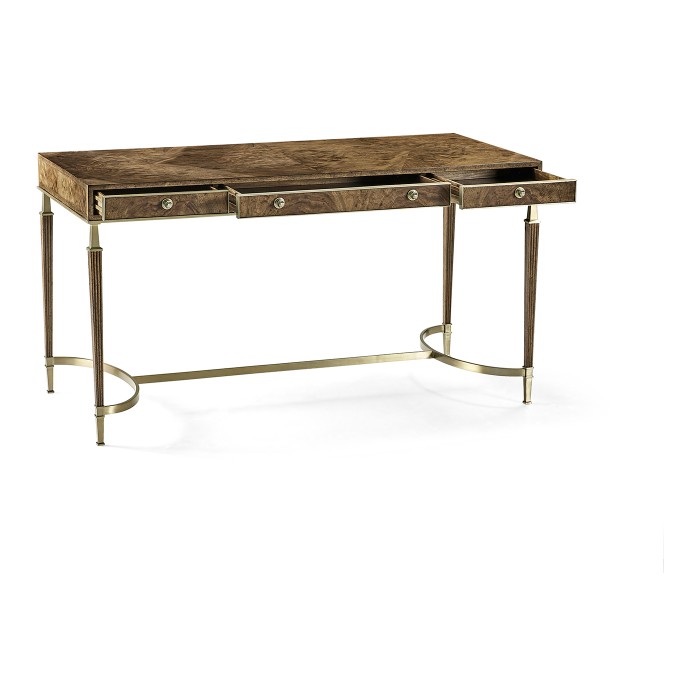 Barcelona Desk
