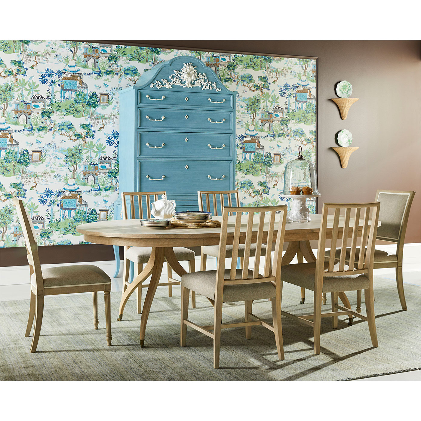 Flare Uph. Side Chair Flared Top