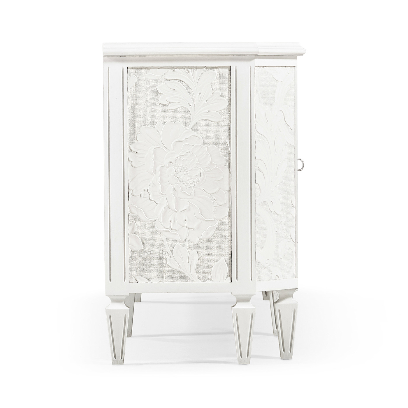 Mammatus Entertainment Console