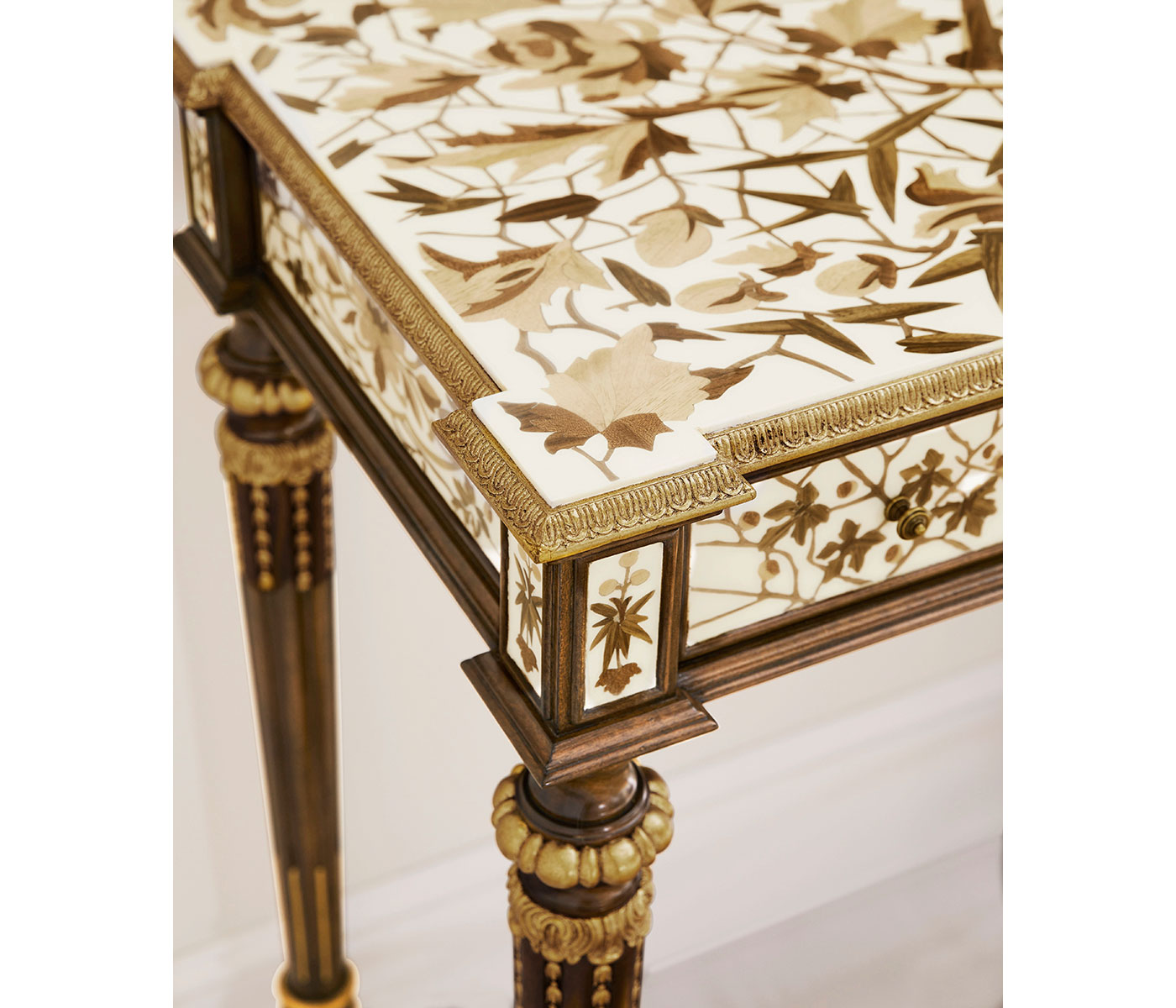 Trianon Console Table