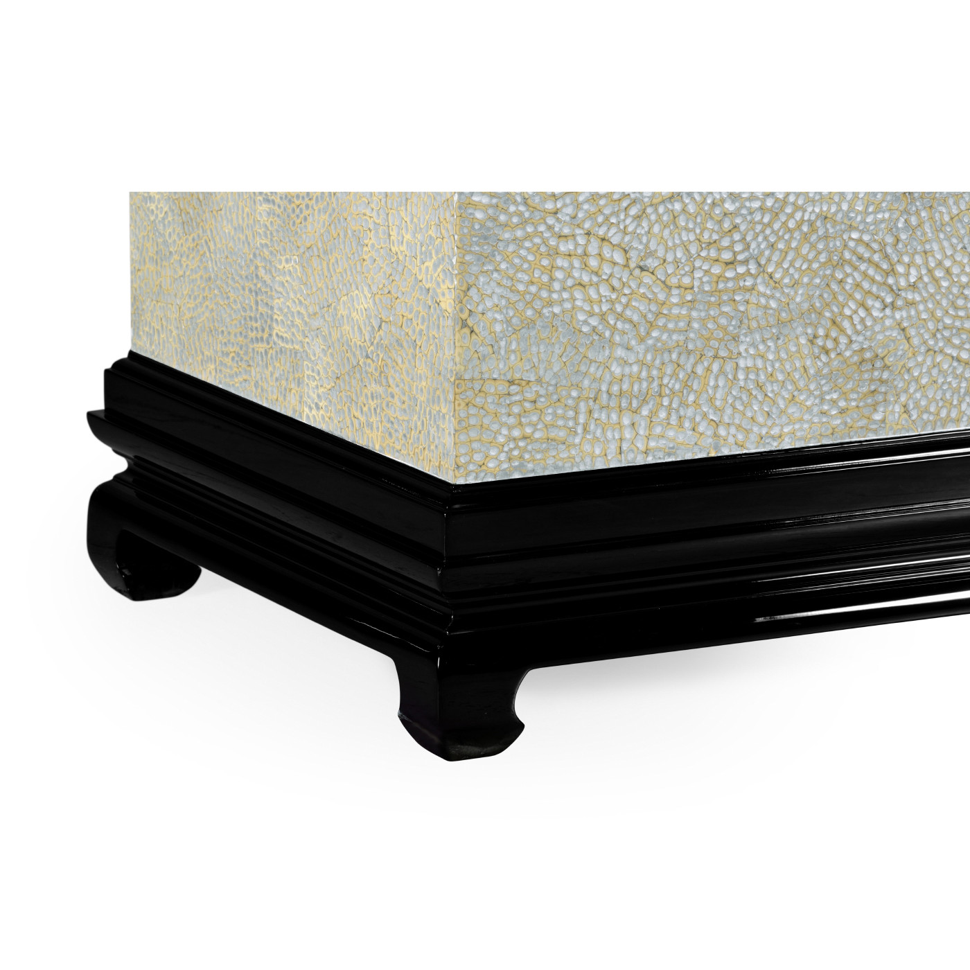 Silver Eggshell Trunk