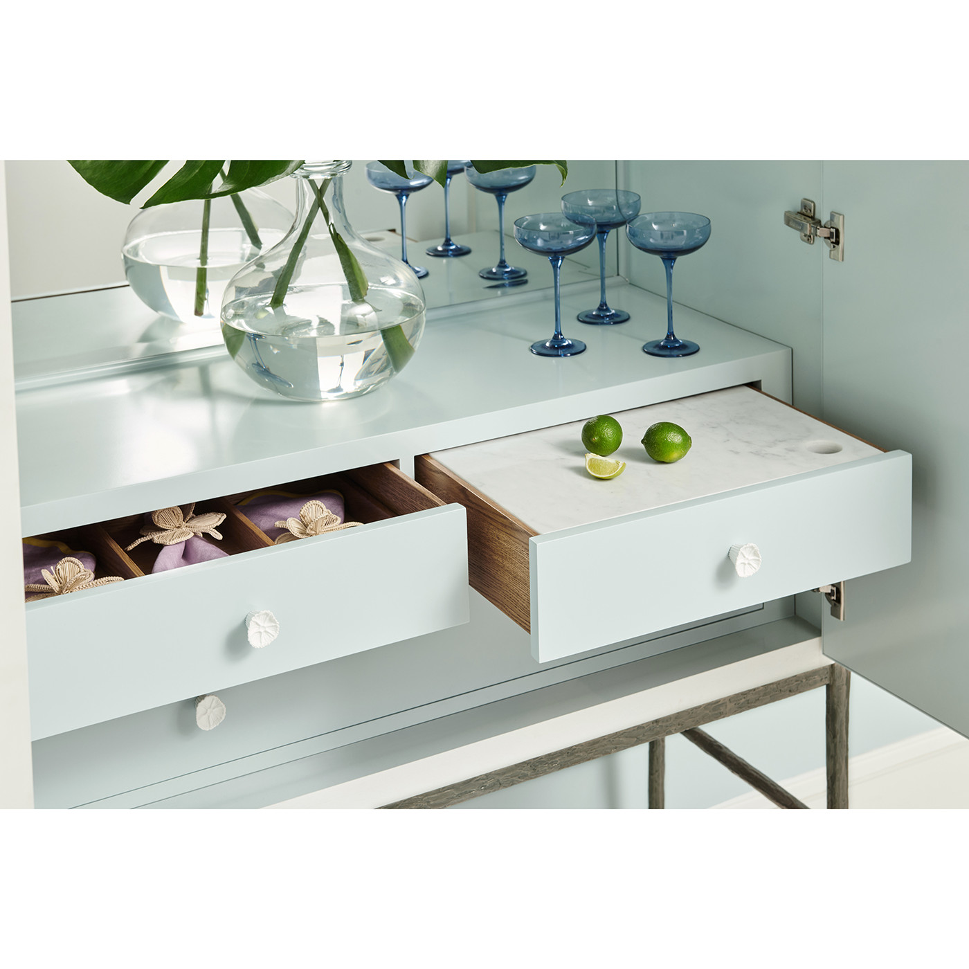 Pelagic Sculpted Bar