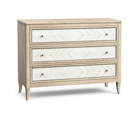 Berm Bachelors Chest