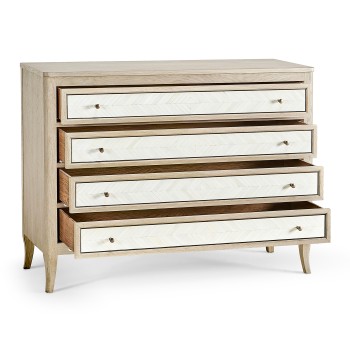 Berm Bachelors Chest
